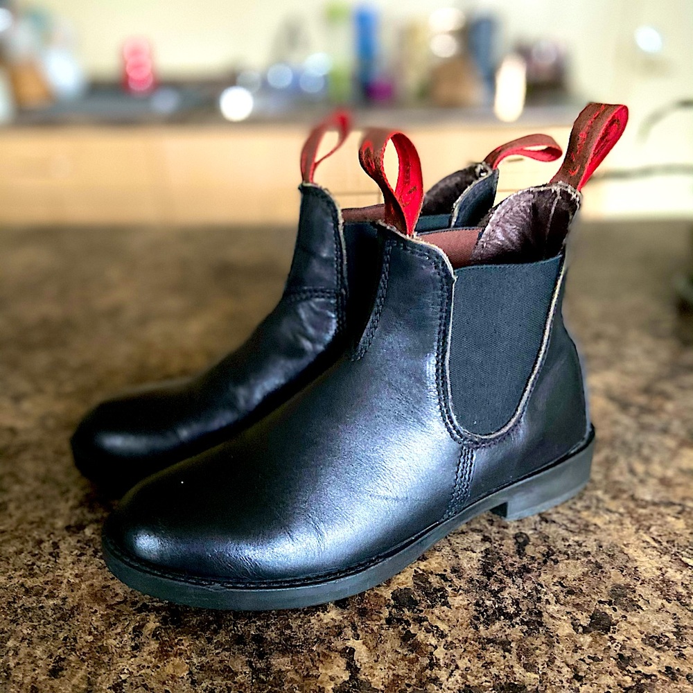 CAVALLO Creekstone Black Ankle Boots